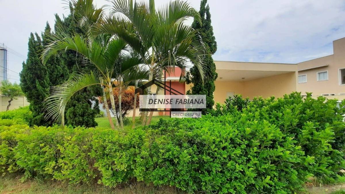 Casa de condomínio com 2 quartos, 139,50m², para locação